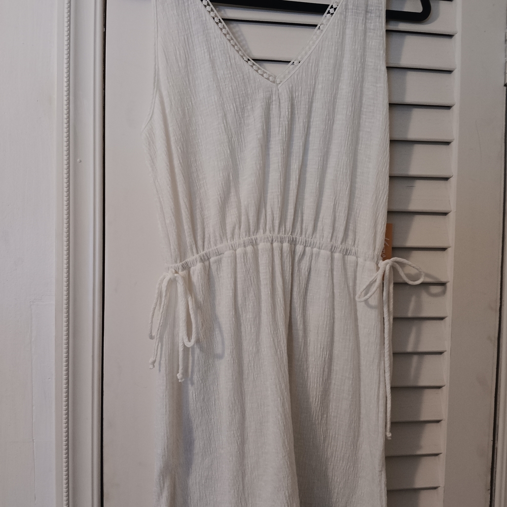 Kona Sol White Sleeveless Cotton Romper with Tie Detail